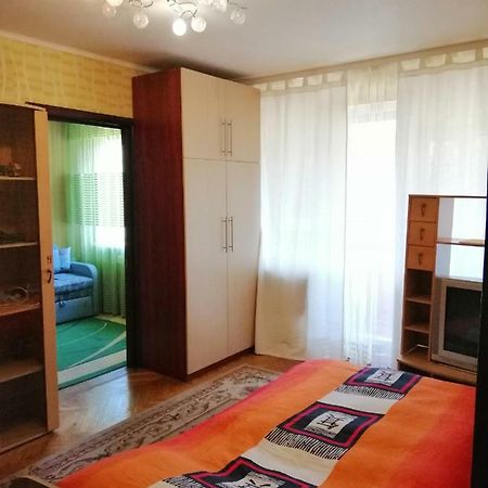Apartments On Dontsya, 12 Kiew Exterior foto
